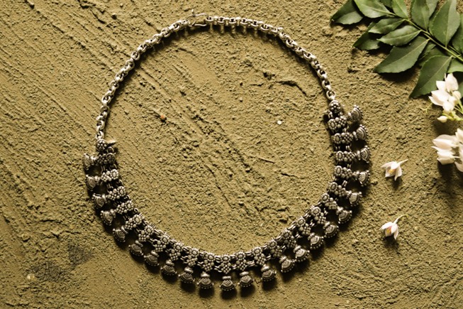 धरा ✽ Antique Finish White Metal ✽ Necklace { 46 }