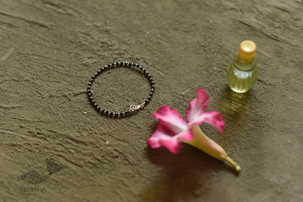 shop online Silver + Black Spinel Moti Bracelet 