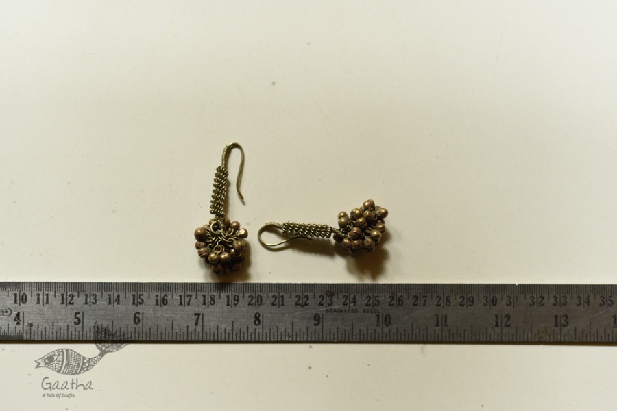 shop Vintage White Metal Earring