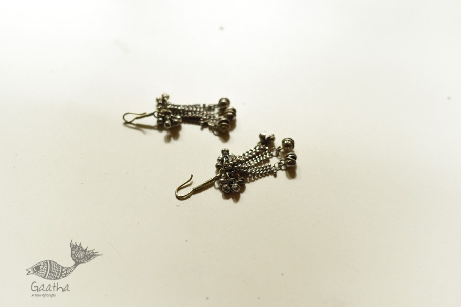 shop Vintage White Metal Earring