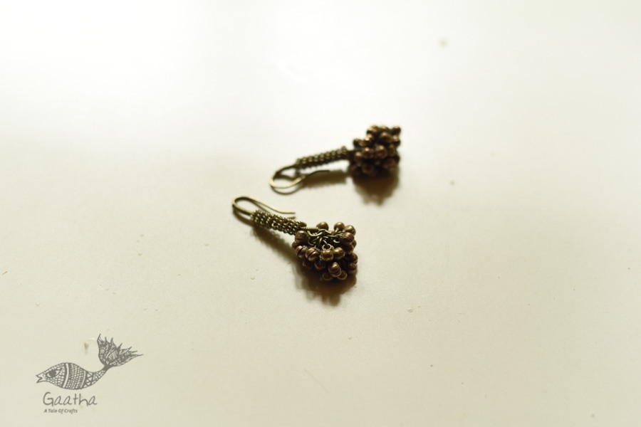 shop Vintage White Metal Earring