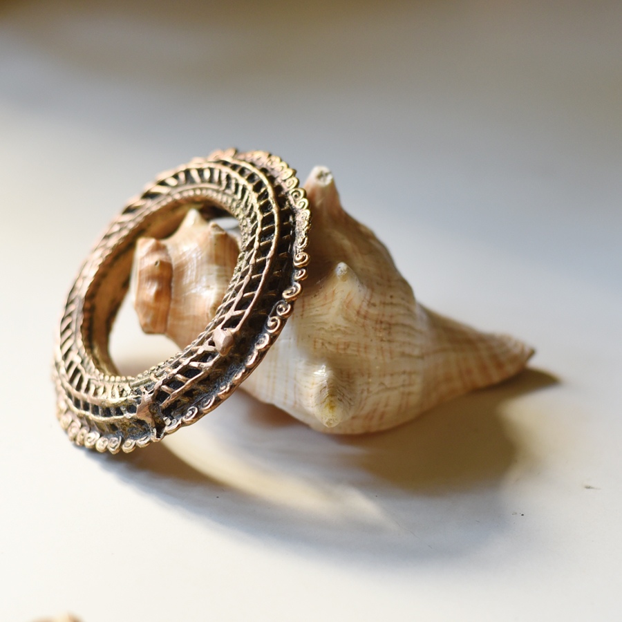 shop Vintage & Antique Look Kada