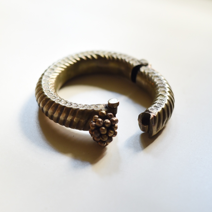 shop Vintage Handmade Bharwadi Kada