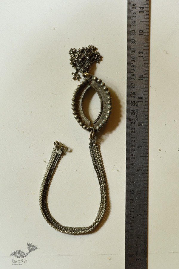 shop Handmade Vintage Jewelry - Necklace
