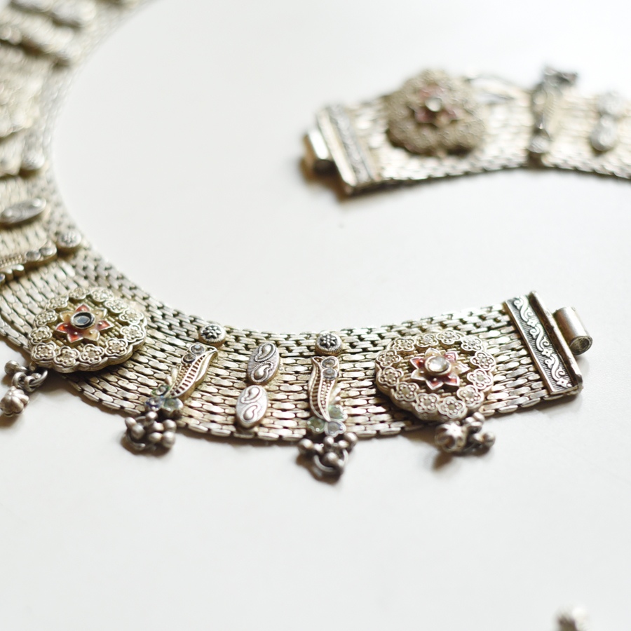 shop Antique Finish - White Metal Banjara Vintage Payal