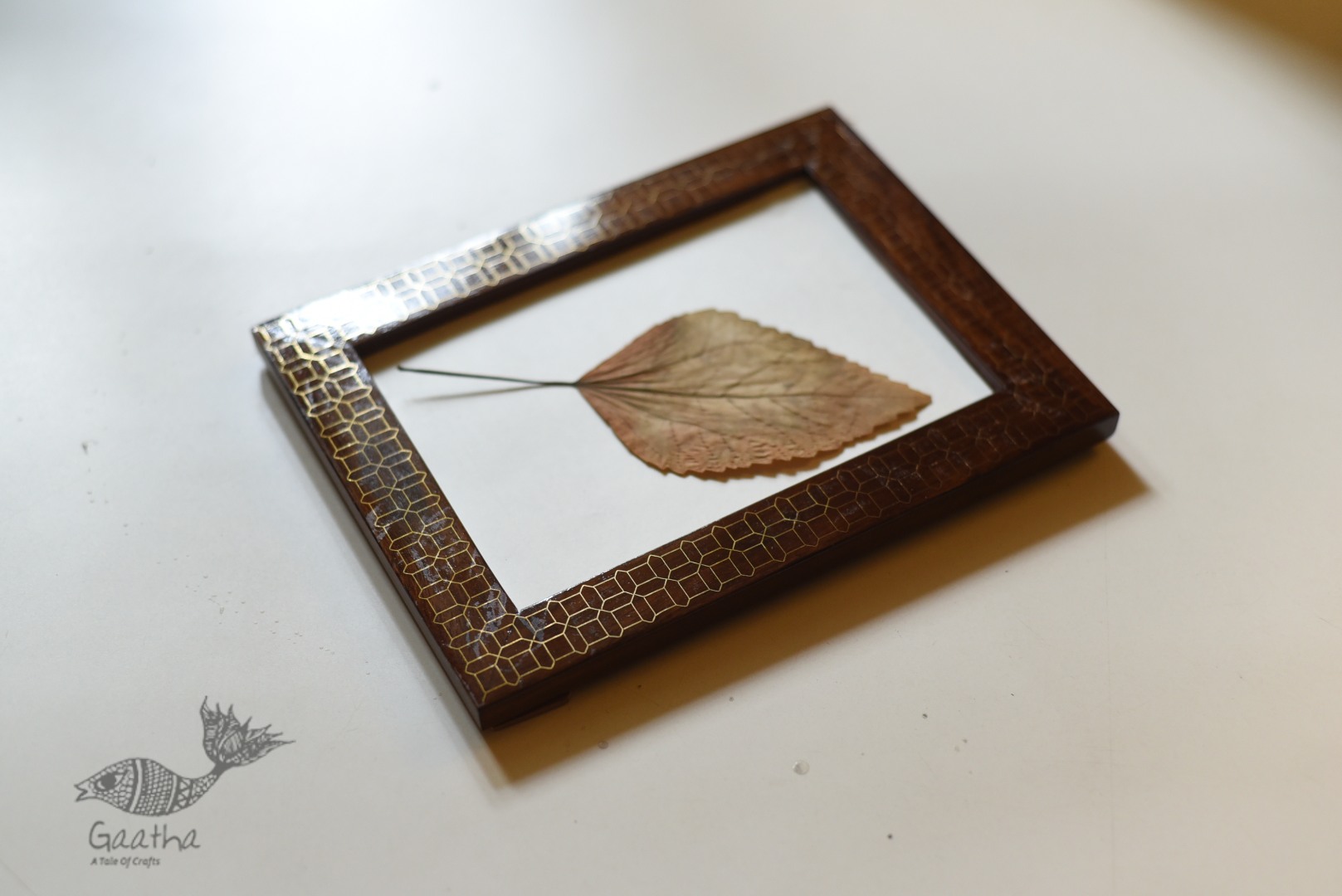 shop Wood Inlay with Brass Wire ~ Tarkashi Photo Frame