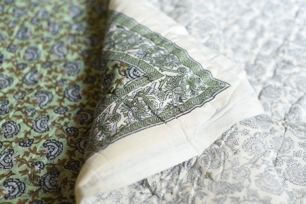 shop Pure Cotton Sanganeri Jaipuri Razai/Quilt (Single Bed)