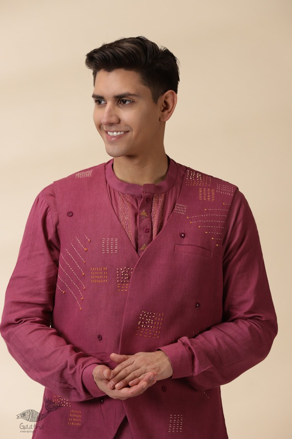 shop Majenta Handwoven Men Sadri & Kurta Set