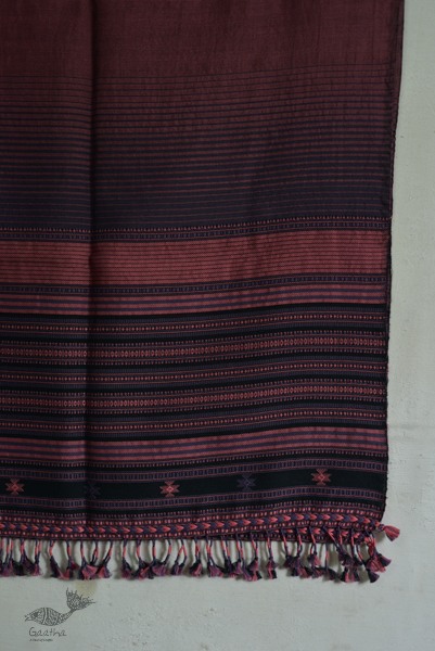 Handwoven cotton bhujodi weaving stoles from kutch