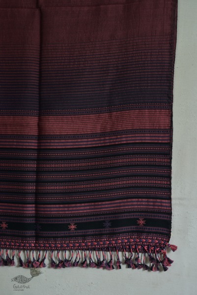 Handwoven cotton bhujodi weaving stoles from kutch