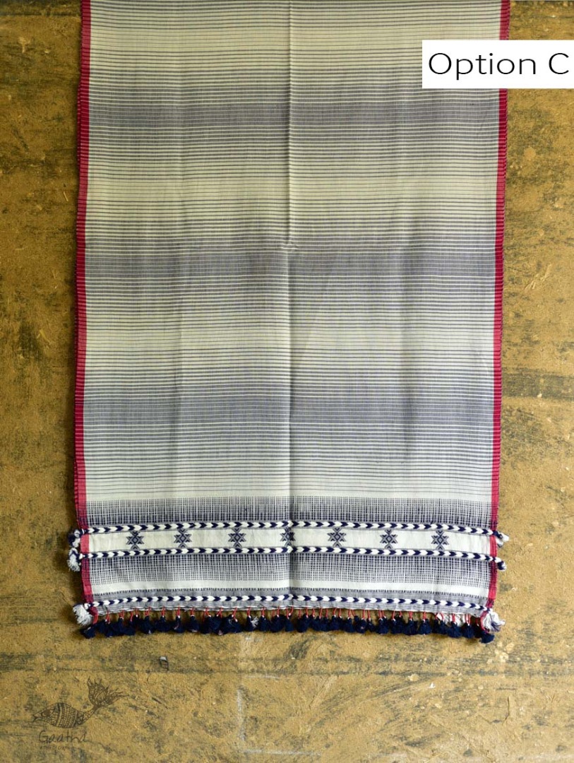 Handwoven kala cotton bhujodi weaving stoles from kutch