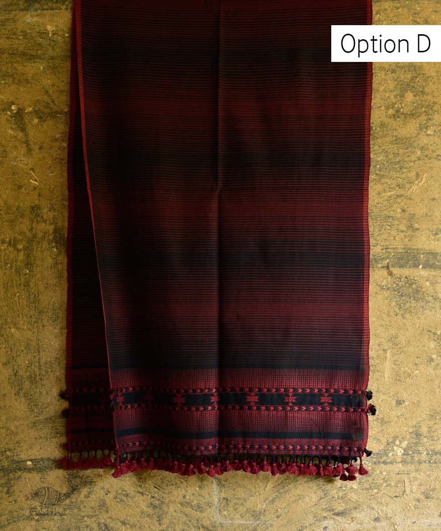 Handwoven kala cotton bhujodi weaving stoles from kutch