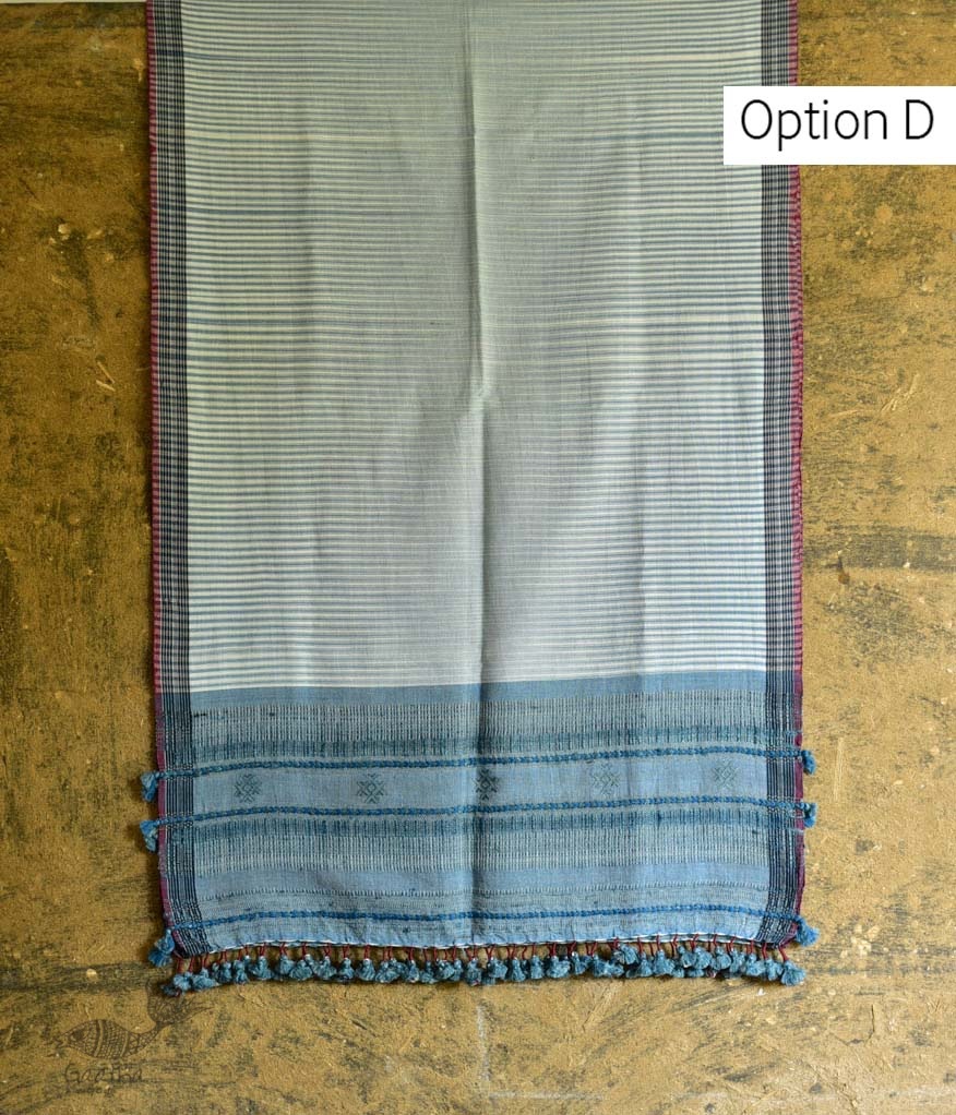 Handwoven kala cotton bhujodi weaving stoles from kutch