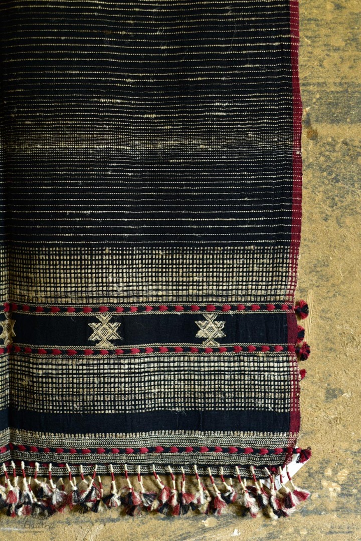 Handwoven Cotton & tussar silk bhujodi weaving stoles from kutch