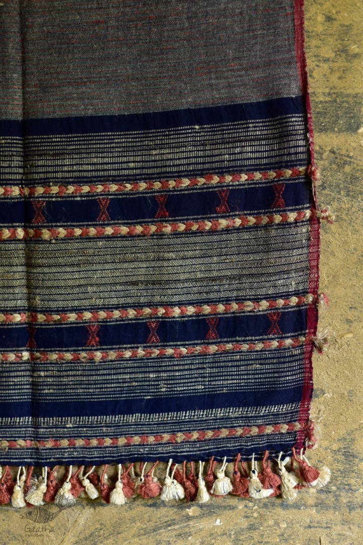 Handwoven Cotton & tussar silk bhujodi weaving stoles from kutch