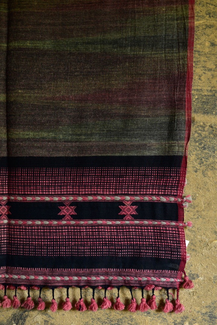 Handwoven Cotton & tussar silk bhujodi weaving stoles from kutch