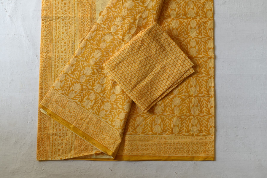 Shop Gamthi Print pure cotton saree