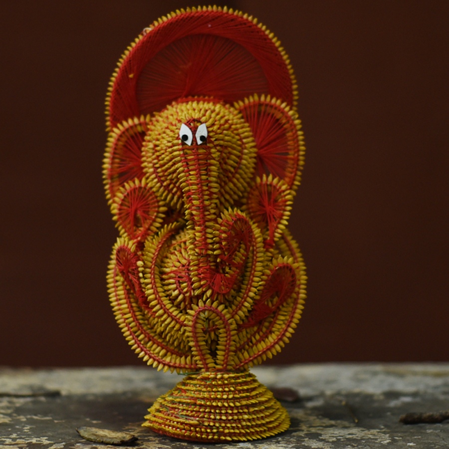 Shop Handmade dhaan murti - Paddy Craft | Ganeshji  (Red)