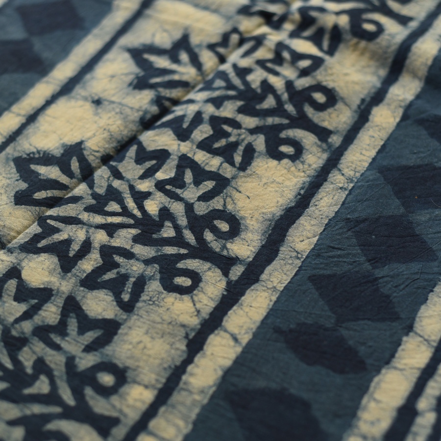 Exclusive Block Printed Cotton Dabu ~ Indigo Zig zag Saree