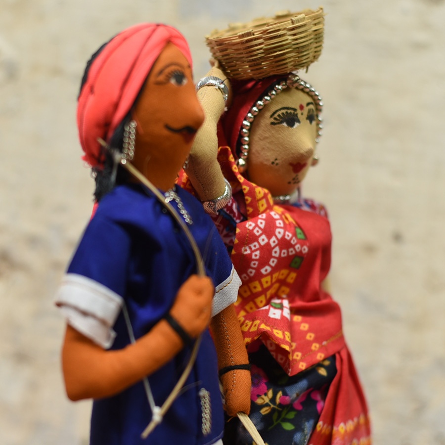 Buy Jhabua Handmade Fabric Doll (Bhil) - B