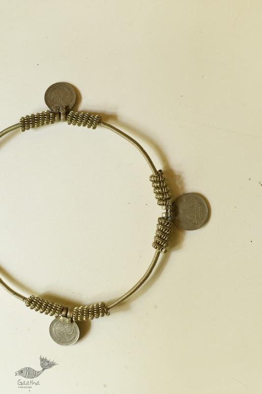 shop Tribal Coin Hansadi / Necklace