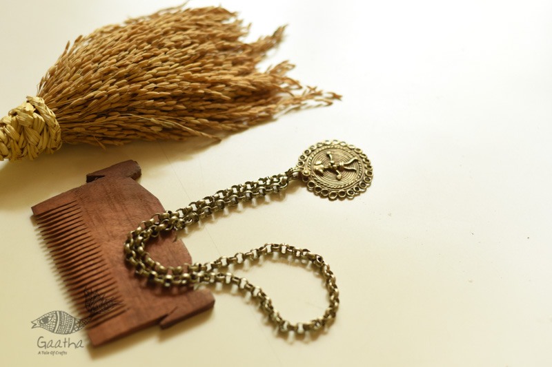 shop Handmade Vintage Jewelry -  Long Necklace