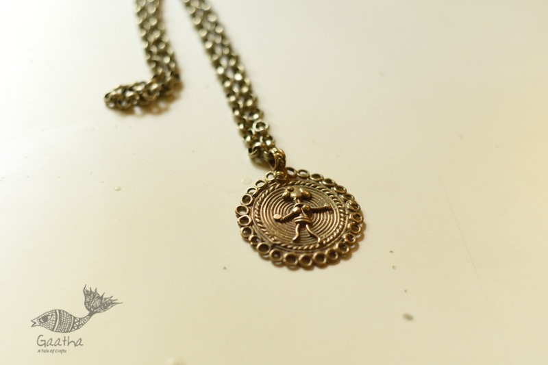 shop Handmade Vintage Jewelry -  Long Necklace