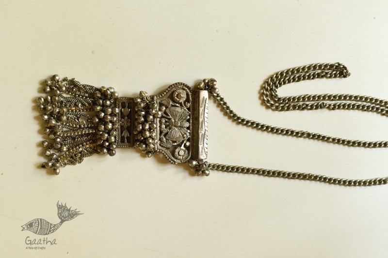 shop Handmade Vintage Jewelry -  Long Necklace
