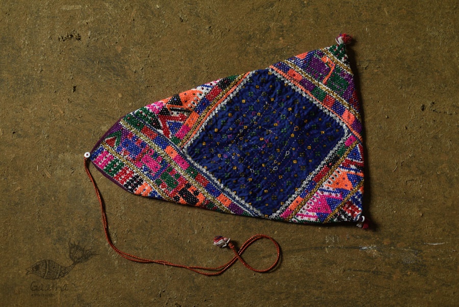 Hand Embroidered kutchi hand bag - Rabari Embroidery