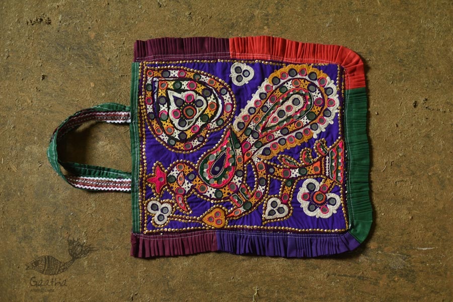 Hand Embroidered kutchi hand bag - Rabari Embroidery