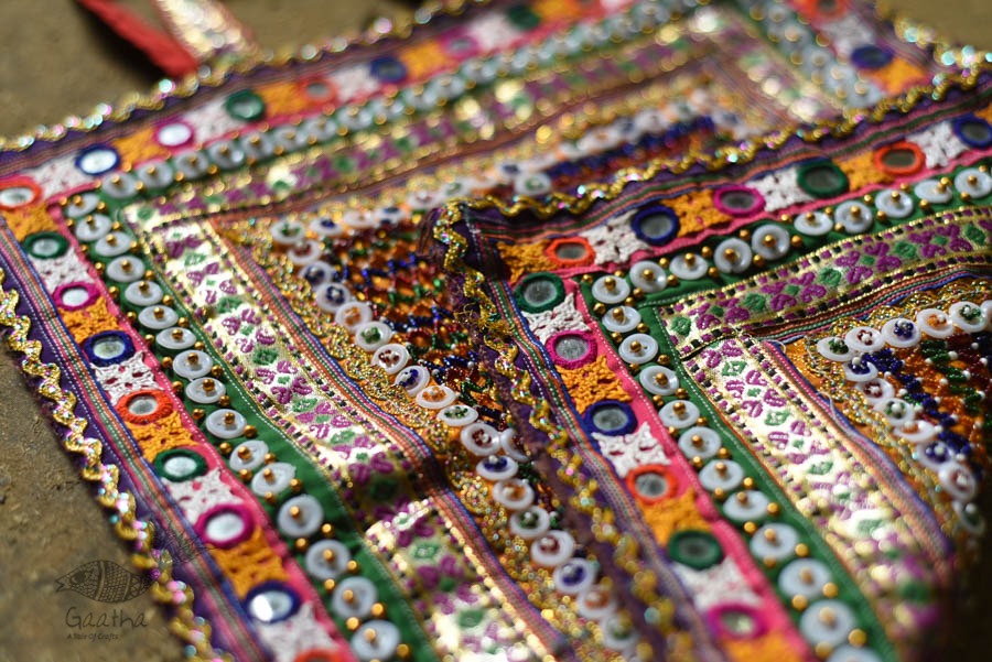 Hand Embroidered kutchi hand bag - Rabari Embroidery