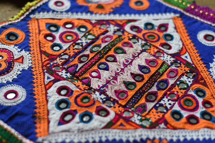 Hand Embroidered kutchi hand bag - Rabari Embroidery