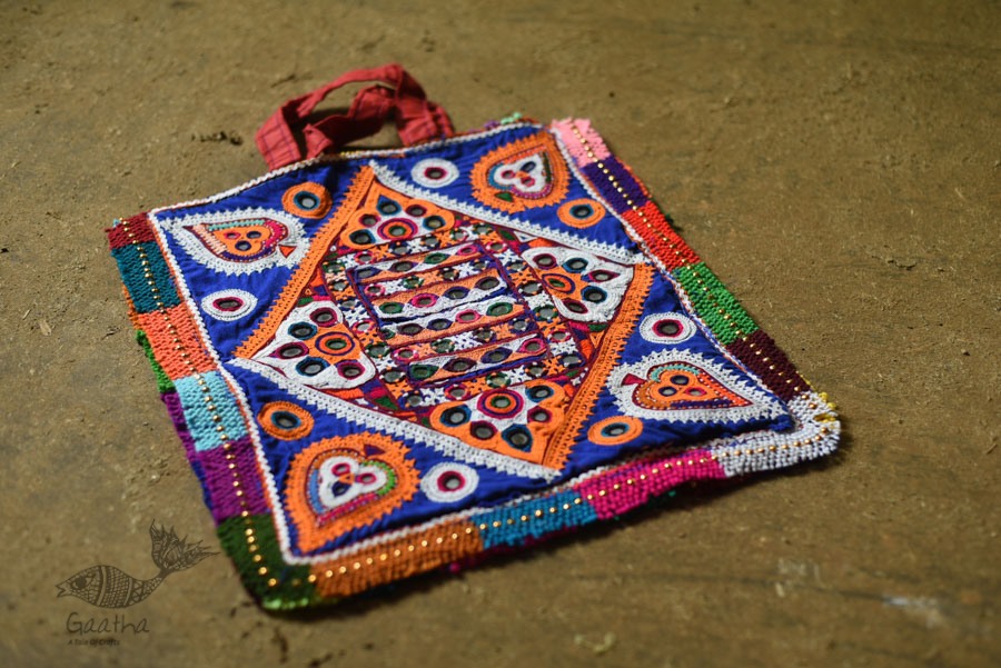 Hand Embroidered kutchi hand bag - Rabari Embroidery