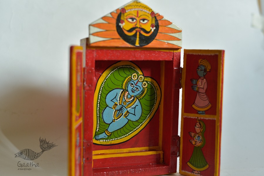 कथनिक ☀ Kaavad a Wooden Shrine - Bal Krishna { Single piece } ~ 3