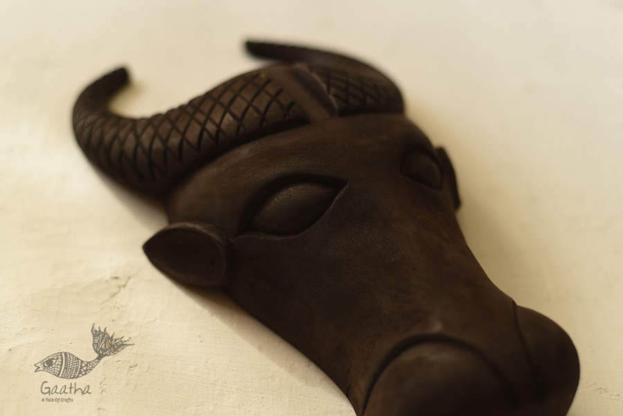 shop handmade wooden mask - nandi