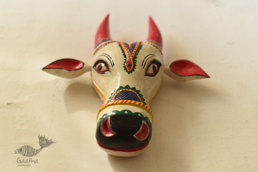 shop handmade wooden mask -  White Nandi