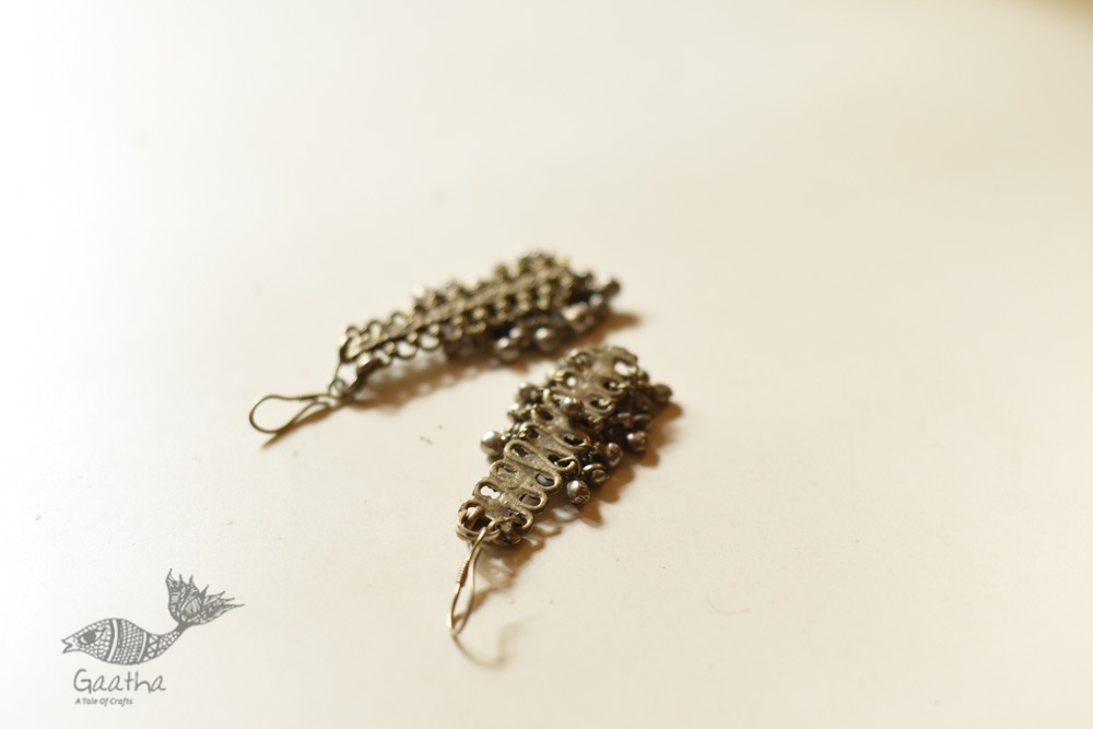 shop Handmade Vintage Jewelry -Long Earring with Goongru