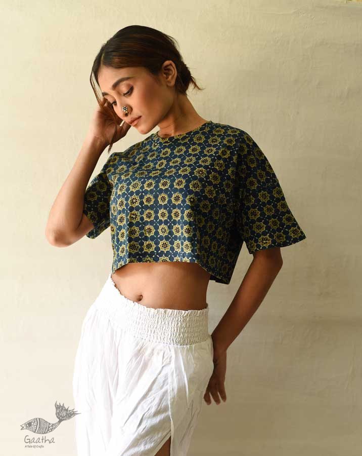 buy Ajrakh Hand Block Print - Cotton Crop Top