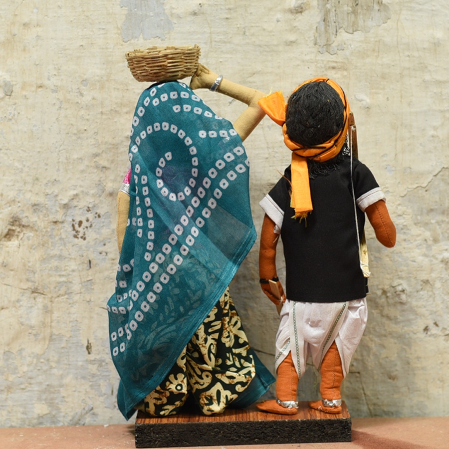 Buy Jhabua Handmade Fabric Doll (Bhil)
