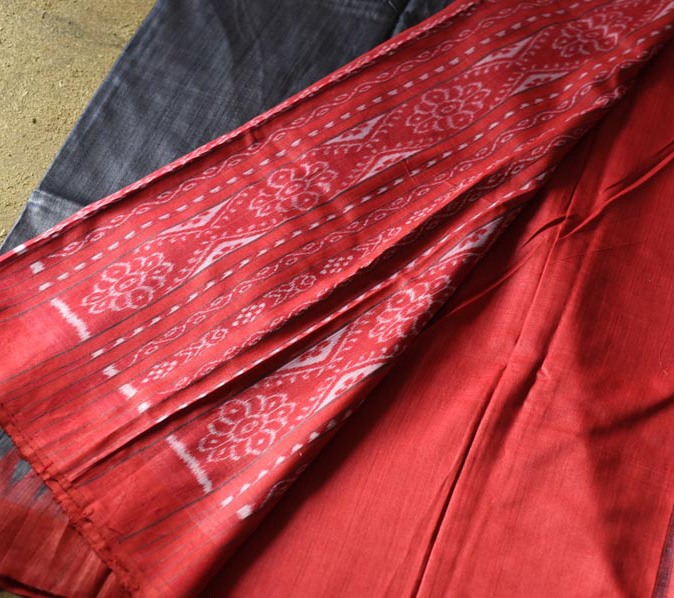 shop Handwoven Pure Tussar Silk Saree - Black With Red Border