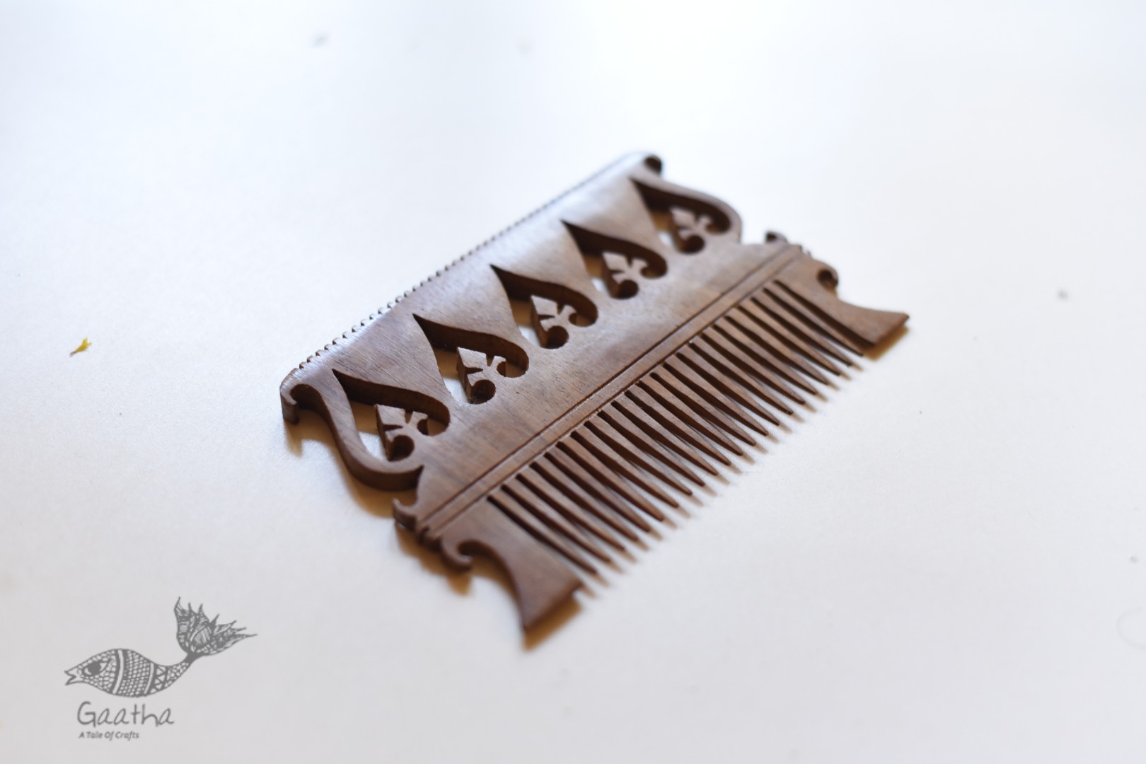 shop Wooden comb ~ 