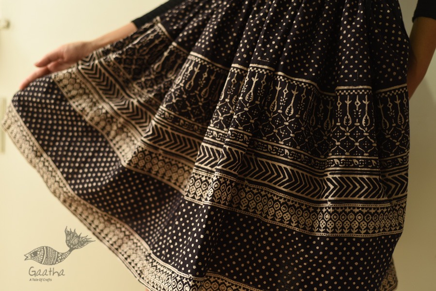 Jawariya Block Printed Short Skirt - Black