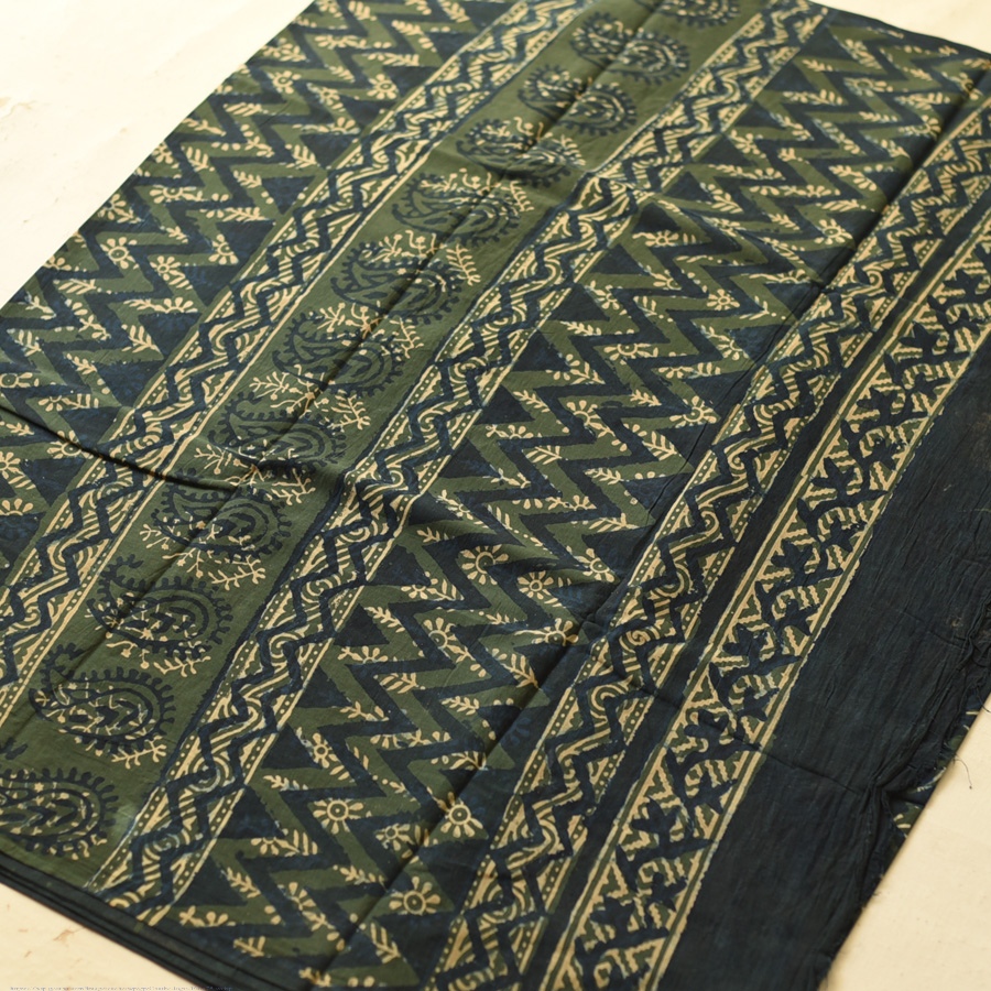Exclusive Block Printed Cotton Dabu ~ green Saree