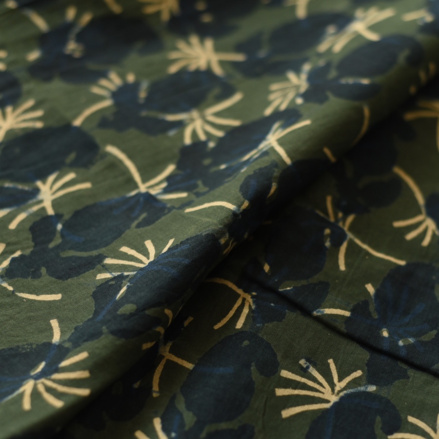 Exclusive Block Printed Cotton Dabu ~ green Saree