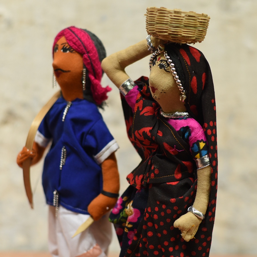 Buy Jhabua Handmade Fabric Doll (Bhil) - J