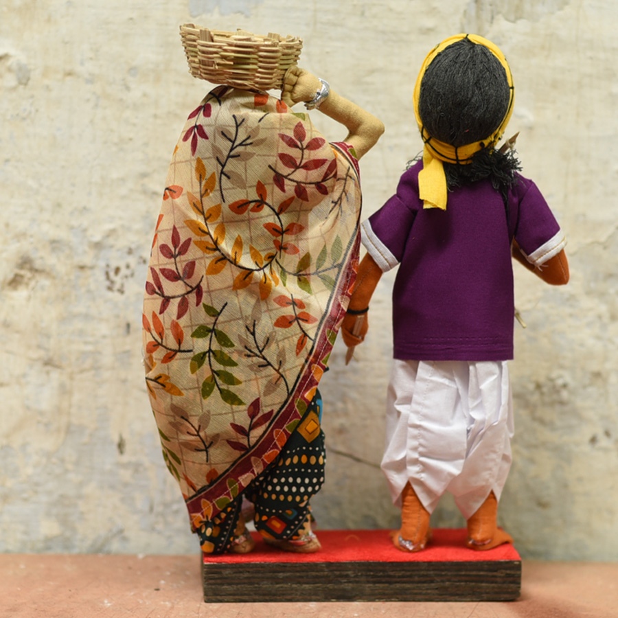 Buy Jhabua Handmade Fabric Doll (Bhil) - M