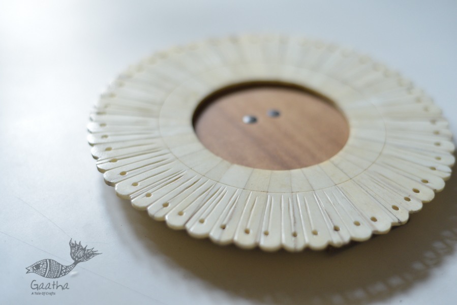 shop Wood & Bone photo frame