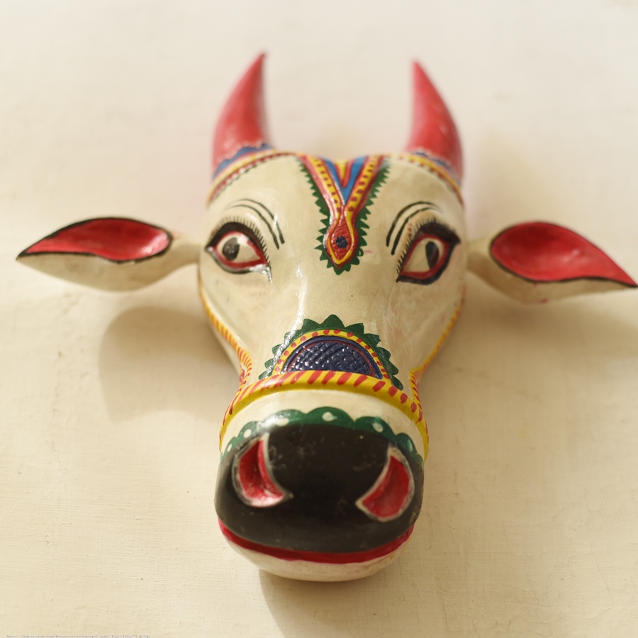 shop handmade wooden mask -  White Nandi