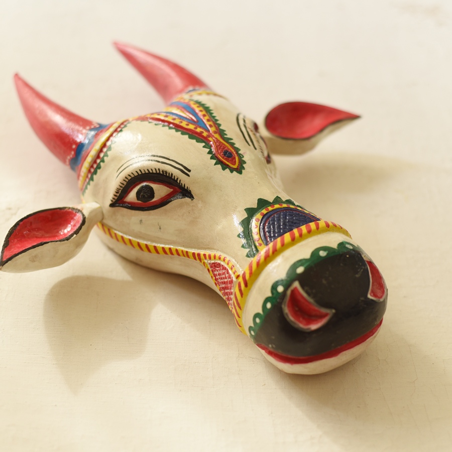 shop handmade wooden mask -  White Nandi