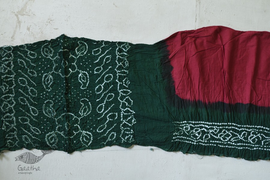 latest collection of cotton bandhni saree - green and dark pink color